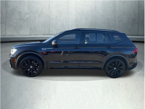 Used 2021 Volkswagen Tiguan SE R-Line image 2
