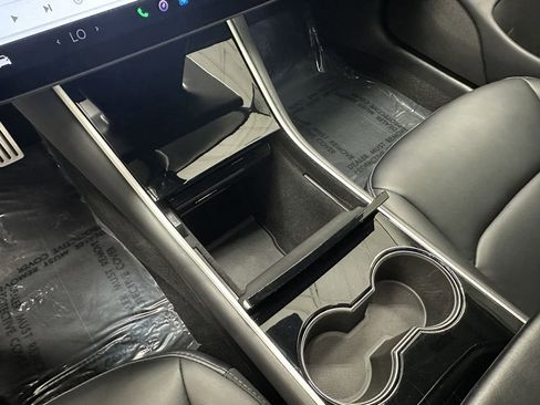 Used 2020 Tesla Model 3 Performance image 30