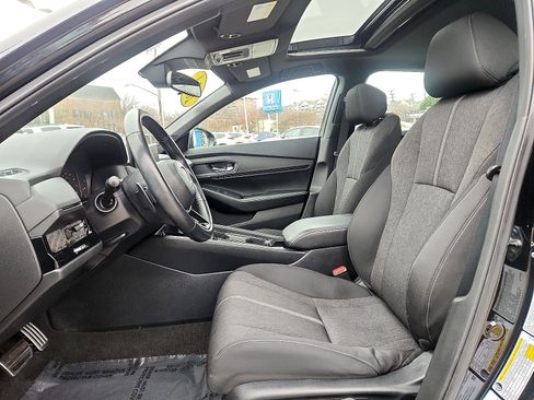 Used 2024 Honda Accord Sport image 13