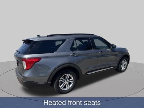 Used 2023 Ford Explorer XLT w/ Equipment Group 202A RWD image 2