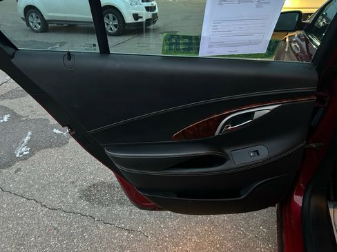 Used 2013 Buick LaCrosse Leather image 13