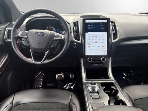 Used 2022 Ford Edge ST-Line image 10
