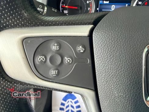 Used 2023 GMC Acadia SLE w/ Driver Convenience Package FWD image 15