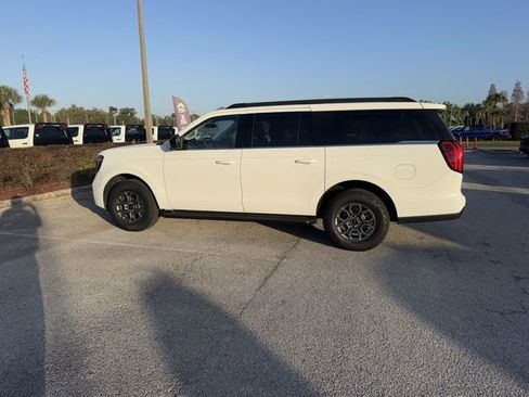 Used 2025 Ford Expedition Max Active image 8