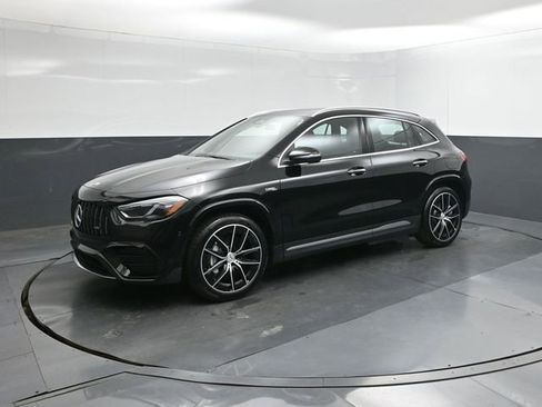 New 2026 Mercedes-Benz GLA 35 AMG 4MATIC image 1