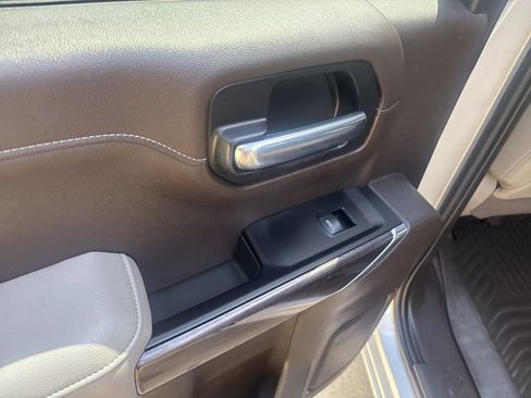 Used 2022 Chevrolet Silverado 1500 LTZ image 48