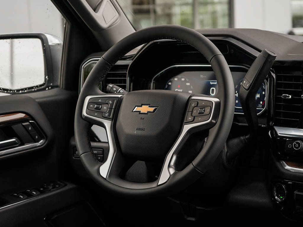 New 2025 Chevrolet Silverado 1500 LT AWD/4WD image 13