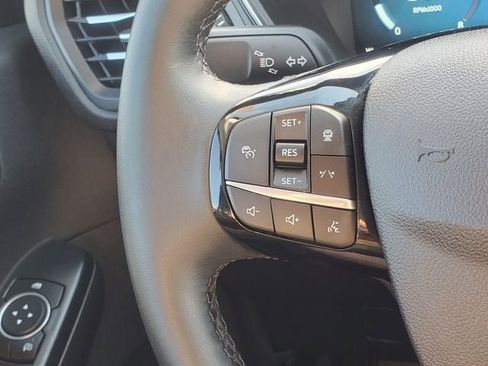 Used 2025 Ford Escape Platinum AWD/4WD image 13