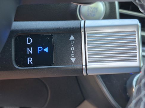 Used 2025 Hyundai Sonata SEL FWD image 30