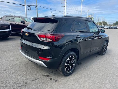 Used 2024 Chevrolet TrailBlazer LT w/ Convenience Package image 5