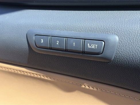 Used 2025 Lexus NX 350h AWD w/ Premium Package image 18