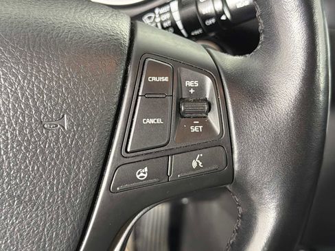 Used 2014 Kia Sorento SX w/ 3rd Row Package image 28