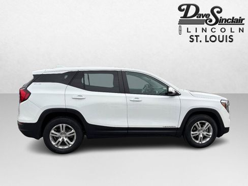 Used 2023 GMC Terrain SLE image 4