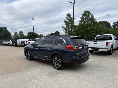 Used 2024 Subaru Ascent Limited w/ Technology Package AWD/4WD image 3