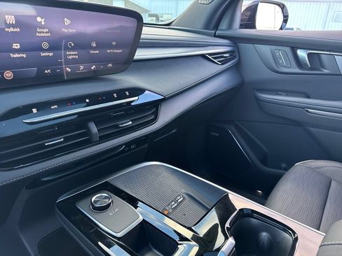 New 2026 Buick Enclave Sport Touring FWD image 19