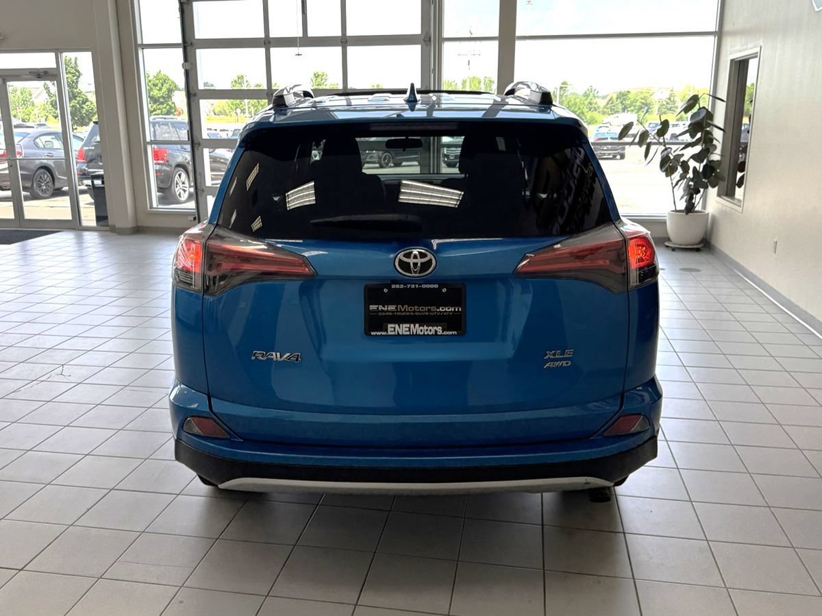 Used 2016 Toyota RAV4 XLE AWD/4WD image 56