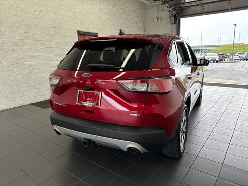Used 2020 Ford Escape Titanium w/ Titanium Premium Package 2.0 AWD/4WD image 7