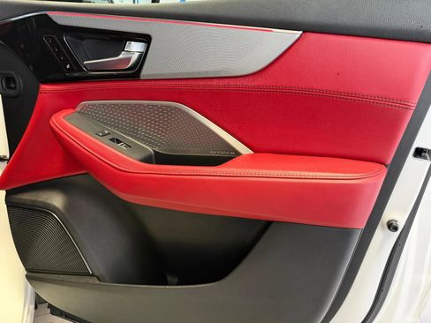 Used 2024 Acura MDX A-Spec image 32