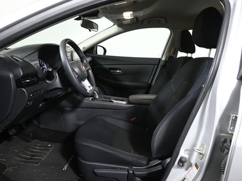 Used 2020 Nissan Sentra S FWD image 3