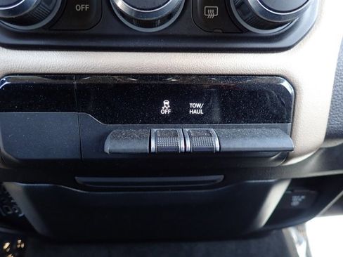 Used 2021 RAM 1500 Laramie w/ Off Road Group image 19