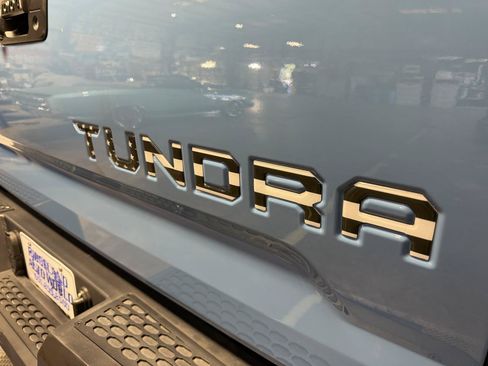 Used 2021 Toyota Tundra SR5 w/ SR5 Leather Package AWD/4WD image 34