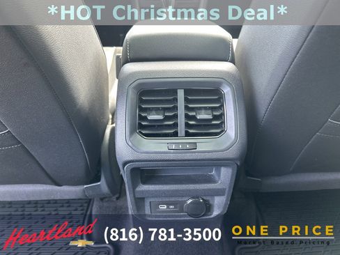 Used 2023 Volkswagen Tiguan SE image 46