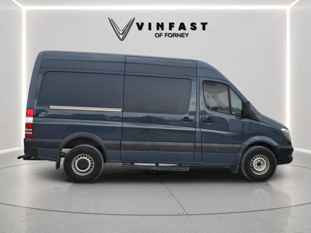 Used 2018 Mercedes-Benz Sprinter 2500 image 8