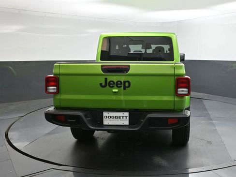 New 2026 Jeep Gladiator Sport image 8