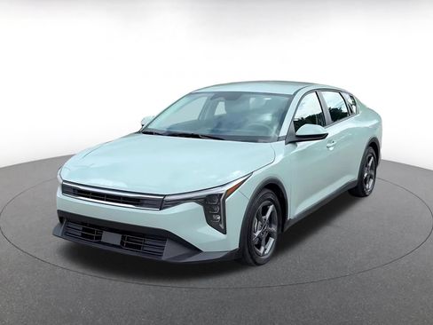 Used 2026 Kia K4 FWD image 4