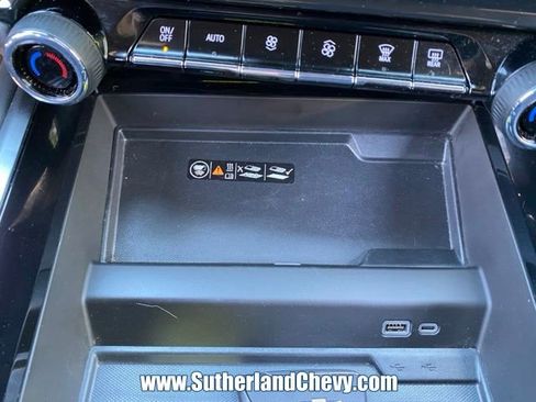 Used 2025 Chevrolet Tahoe LT AWD/4WD image 35