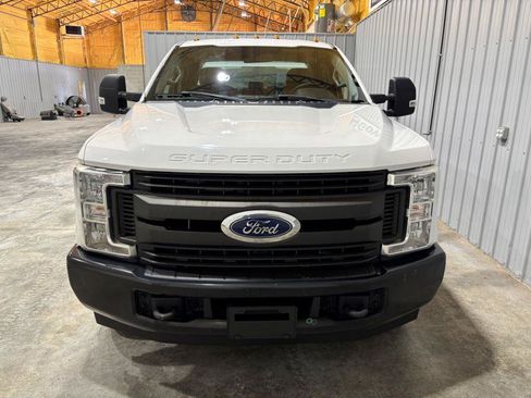Used 2019 Ford F350 XL w/ Power Equipment Group RWD image 7