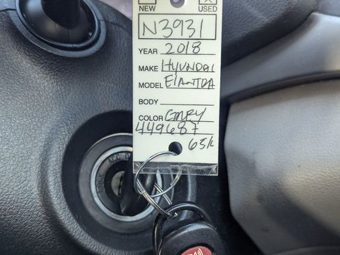 Used 2018 Hyundai Elantra SE w/ Cargo Package image 33