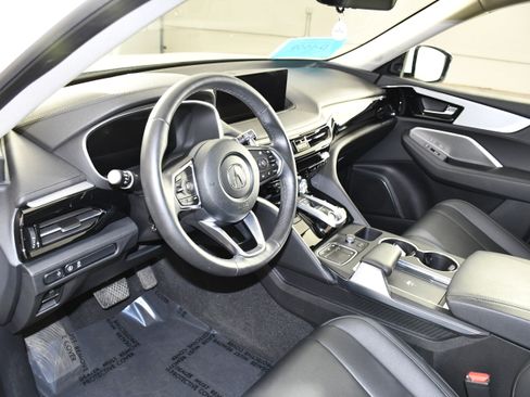 Certified 2024 Acura MDX SH-AWD image 2