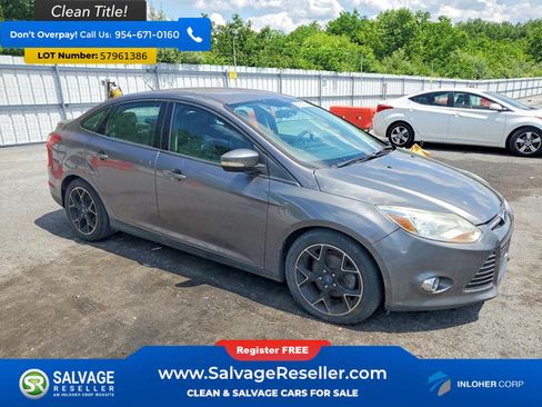 Used 2013 Ford Focus SE FWD image 5