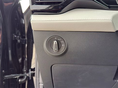 New 2026 Volkswagen Taos S image 17