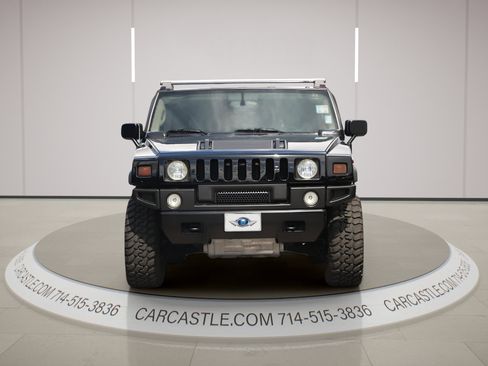 Used 2004 HUMMER H2 w/ Preferred Equipment Group AWD/4WD image 2