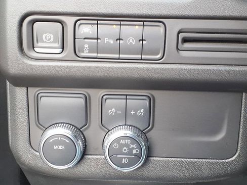 Certified 2024 GMC Yukon SLT image 27