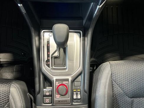 Used 2023 Subaru Forester Premium AWD/4WD image 98
