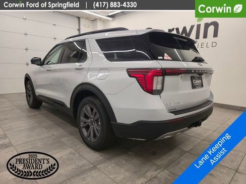 New 2026 Ford Explorer Active AWD/4WD image 3