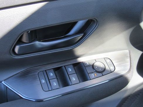 New 2026 Nissan Kicks S FWD image 20