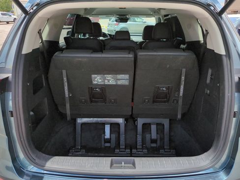 Certified 2024 Kia Carnival EX FWD image 13