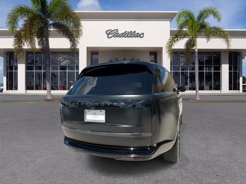 Used 2023 Land Rover Range Rover SE AWD/4WD image 13