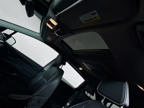 Used 2023 Honda Odyssey Elite image 15