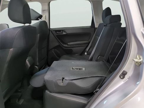 Used 2018 Subaru Forester 2.5i Premium w/ All-Weather Package AWD/4WD image 18