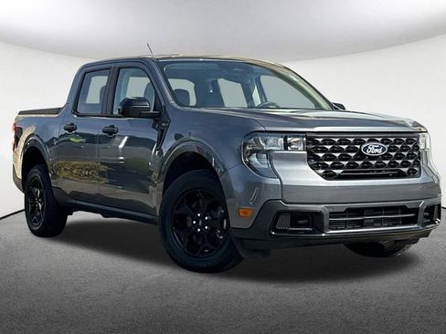 Used 2025 Ford Maverick XLT w/ XLT Luxury Package AWD/4WD image 2