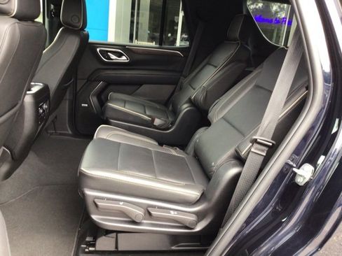 Used 2024 Chevrolet Tahoe Premier image 19