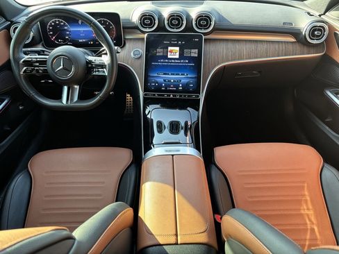Used 2023 Mercedes-Benz C 300 Sedan image 12