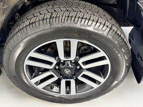 Used 2023 Toyota 4Runner Limited image 37