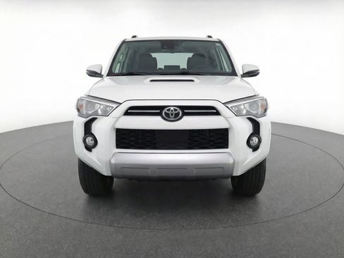 Used 2024 Toyota 4Runner TRD Sport RWD image 2