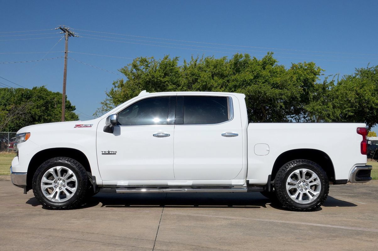 Used 2022 Chevrolet Silverado 1500 LTZ AWD/4WD image 14